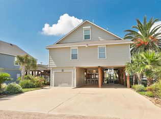 19 Kingfish Ln, Freeport, TX 77541
