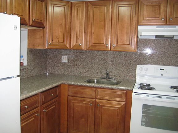 5th image of 9400 SW 170th St APT 101