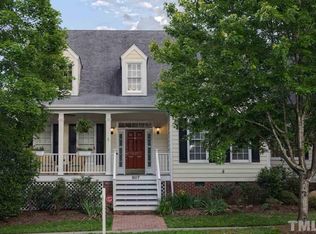 807 Edgewater Cir, Chapel Hill, NC 27516