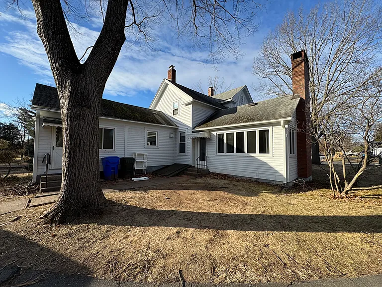 465 Hills St — Photo 58