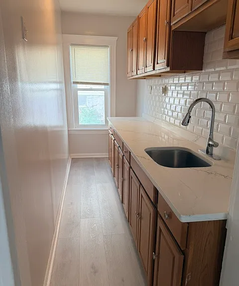 73 Esther St #1 — Photo 7