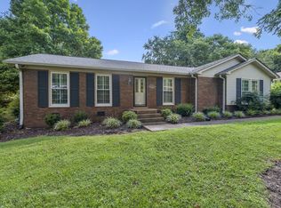 609 Highland View Ct, Hermitage, TN 37076