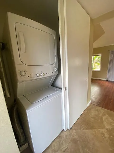 3 bed, 988 sqft, $2,750 — Photo 3