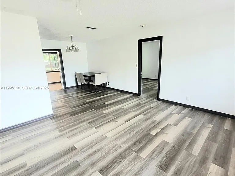 22028 Acapulco Ct — Photo 9