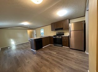 1130 S Prairie St, Greenville, IL 62246