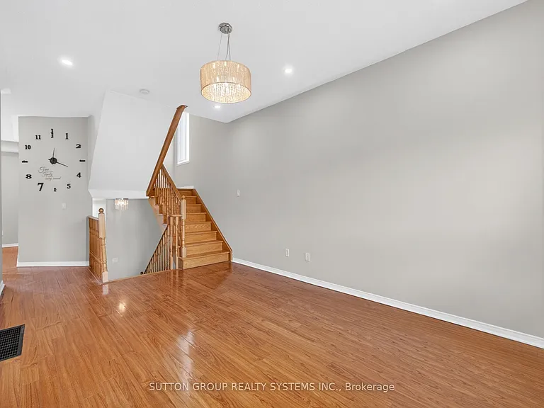6556 Opera Glass Cres S — Photo 10