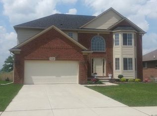 53349 Crawford Dr, Chesterfield, MI