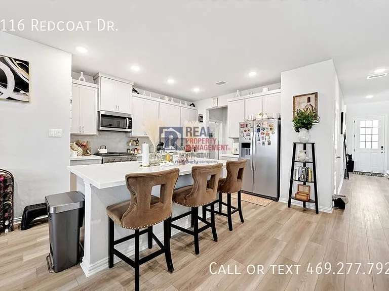 1116 Redcoat Dr — Photo 7