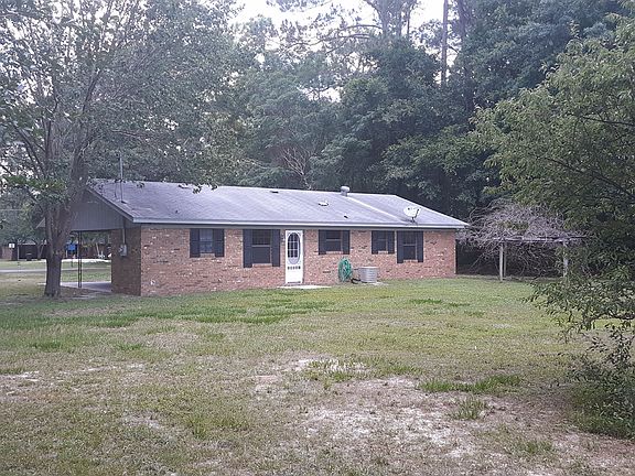 3rd image of 604 E Lawson St