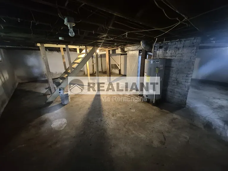 4516 Huntington Ave — Photo 16