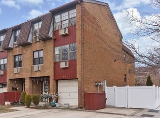 15651 78th St, Howard Beach, NY 11414