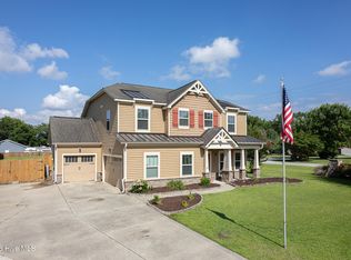 100 Summer Rest Trail, Hubert, NC 28539