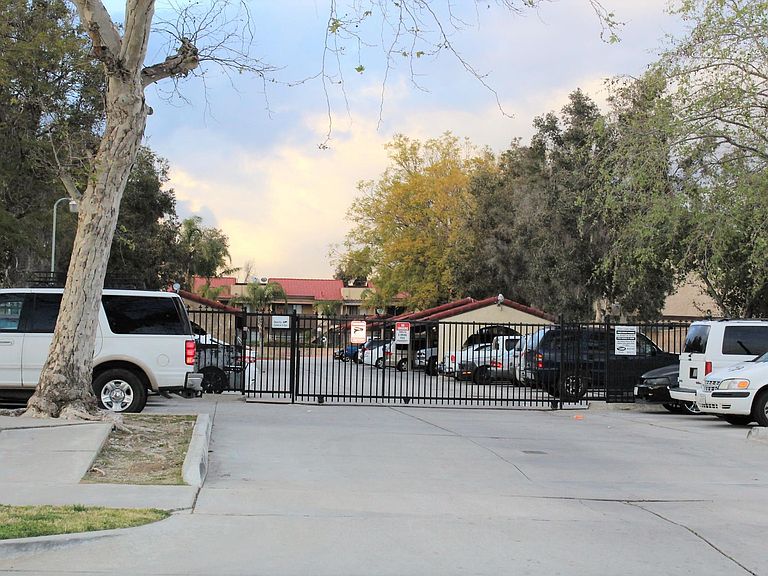 17450 Arrow Blvd Fontana, CA, 92335 Apartments for Rent Zillow