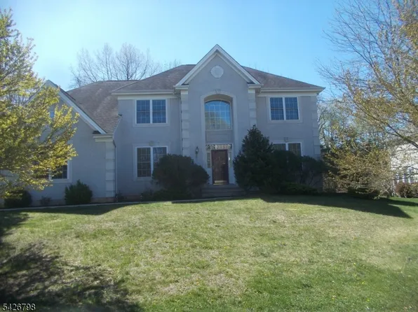 11 Shadow Hill Way, Washington Twp., NJ 07840