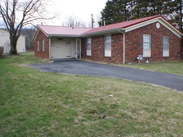 106 S 38th St, Middlesboro, KY 40965