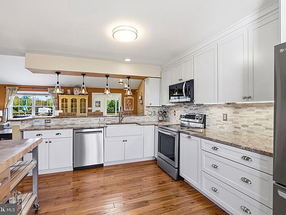 5th image of 252 Eayrestown Rd