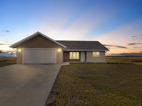 264 N Pond Dr, Jackson, MN 56143