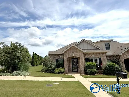20 Cypress Garden Ave SW Photo 1