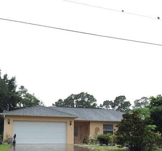 1st image of 1466 SW Sudder Ave