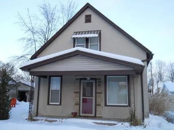 211 N Central Ave, Ladd, IL 61329