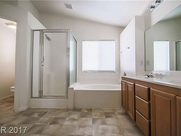 5th image of 5276 Dakotah Pointe Ct