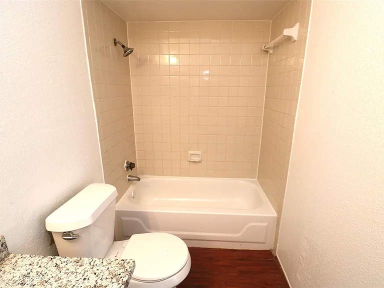 12659 Ashford Meadow Dr #D — Photo 17