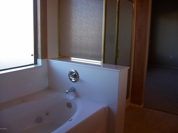 4th image of 1320 N Vincent