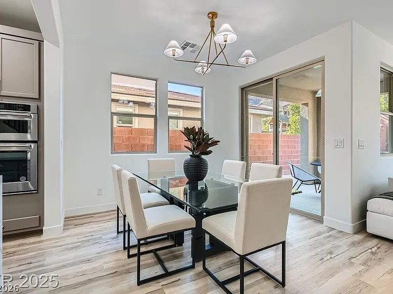 5873 Skyfall Ct — Photo 18