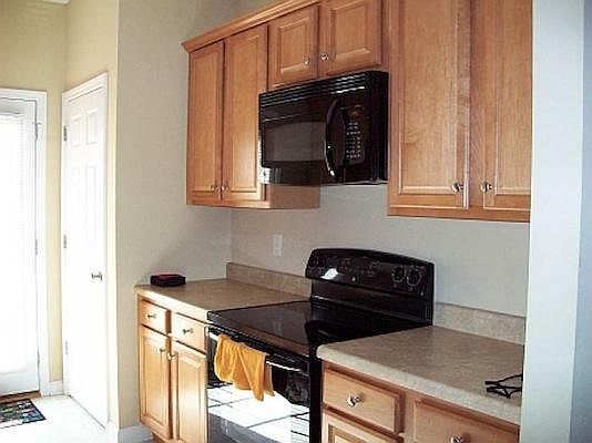 4th image of 2923 Misty Creek Way