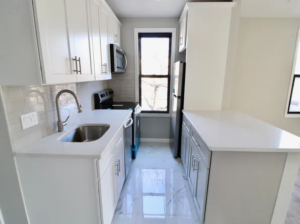 467 Grandview Ave #2L, Ridgewood, NY 11385