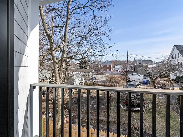 180 Adams St #5 — Photo 13