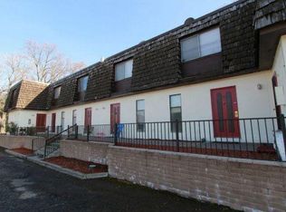 5432 Olympic Way APT B, Sacramento, CA 95842