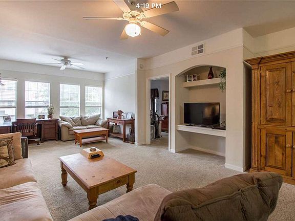 2nd image of 2801 Chancellorsville Dr APT 423