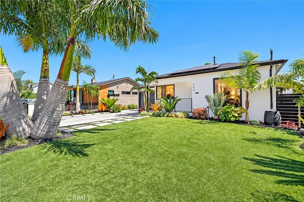 2 bed, 783 sqft, $4,200 — Photo 3