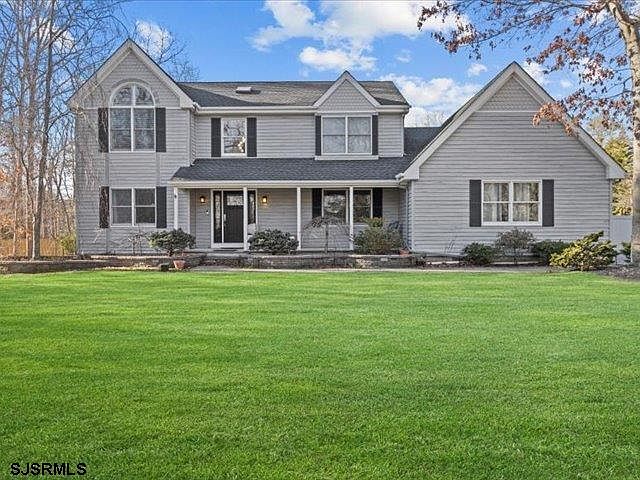 1st image of 29 Buckingham Dr