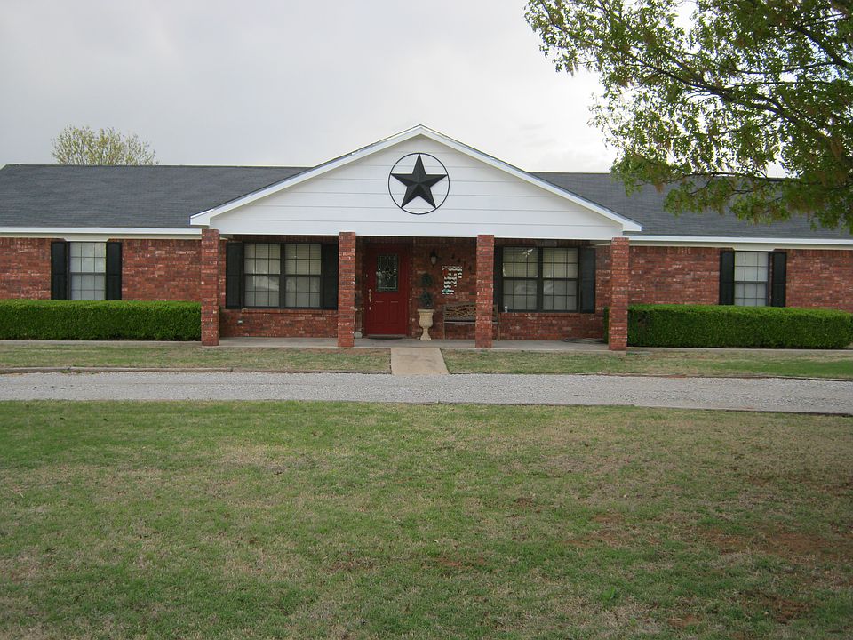 1st image of 4414 Tanglewood Dr