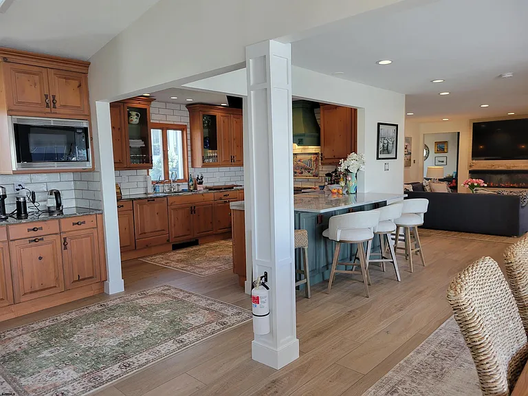 8601 Fulton Ave — Photo 14
