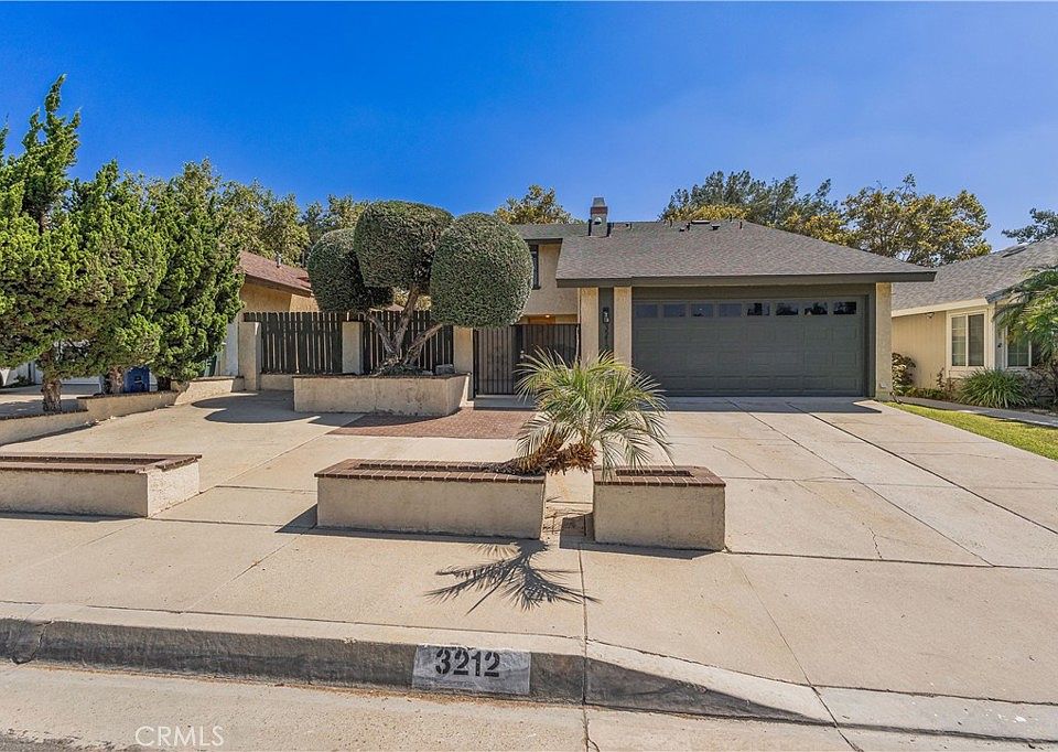 1st image of 3212 Gabriella St