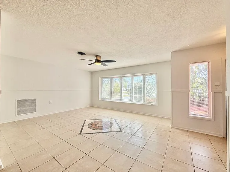 10108 Paradise Blvd — Photo 22