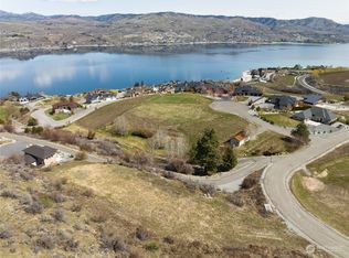 30 Vino Blanco Dr, Chelan, WA 98816