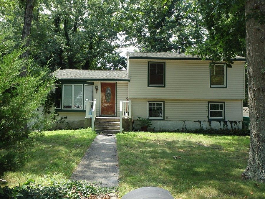 1st image of 316 E Magnolia Ave