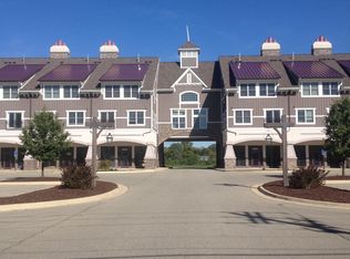 6210 Abbott Rd UNIT 211, East Lansing, MI