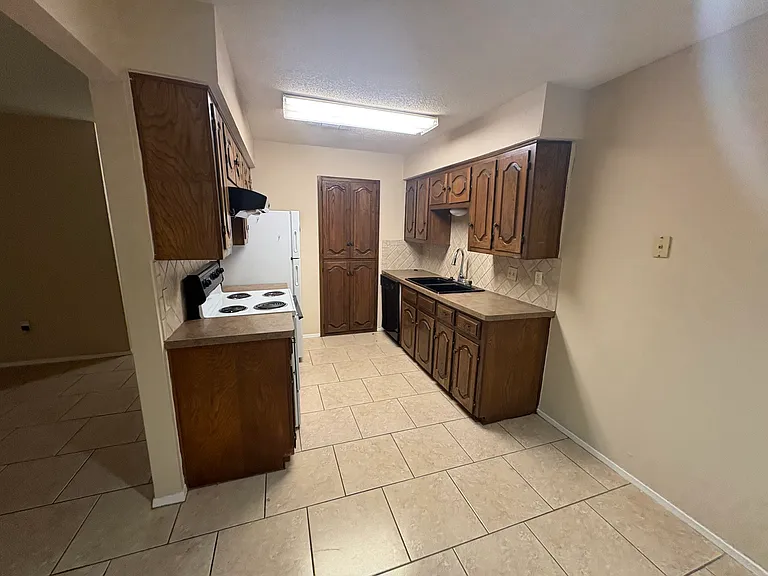 834 N 62nd St #834 — Photo 1
