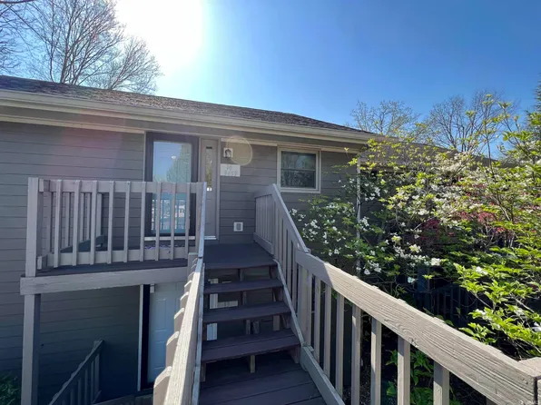 9459 S Pointe Retreat Dr #14, Bloomington, IN 47401