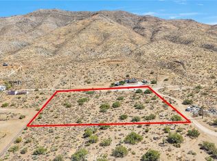 1 Starlight Ln, Apple Valley, CA 92308