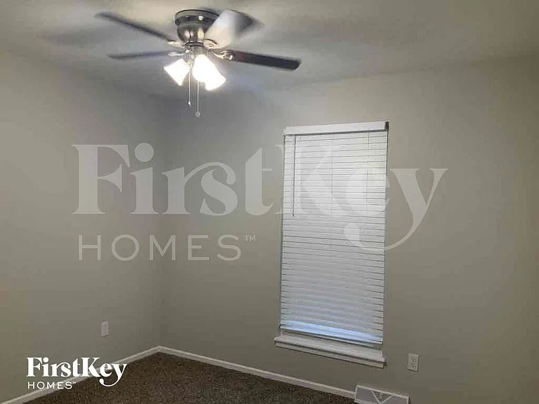 2412 Bridger Dr — Photo 10