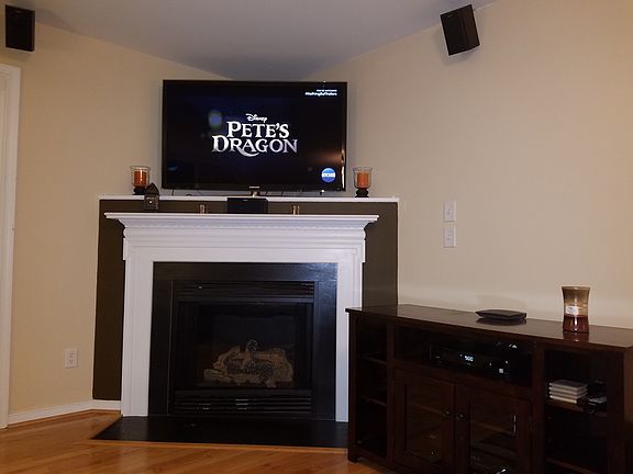 July 2016 (Family Room-TV)