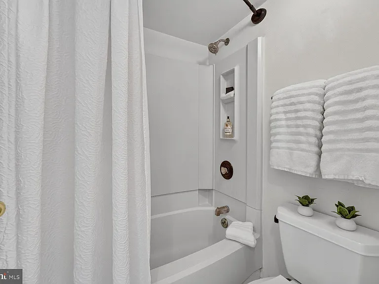 5901 Mount Eagle Dr #301 — Photo 19