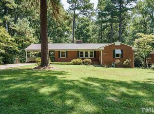 909 Warren Ave, Cary, NC 27511