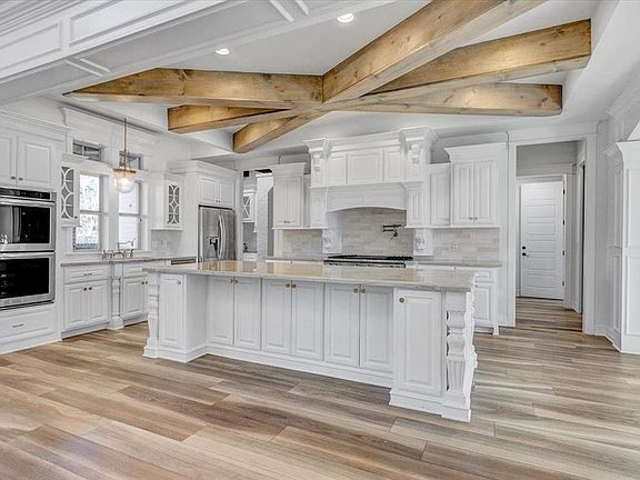 4th image of 7015 Stirling Lane